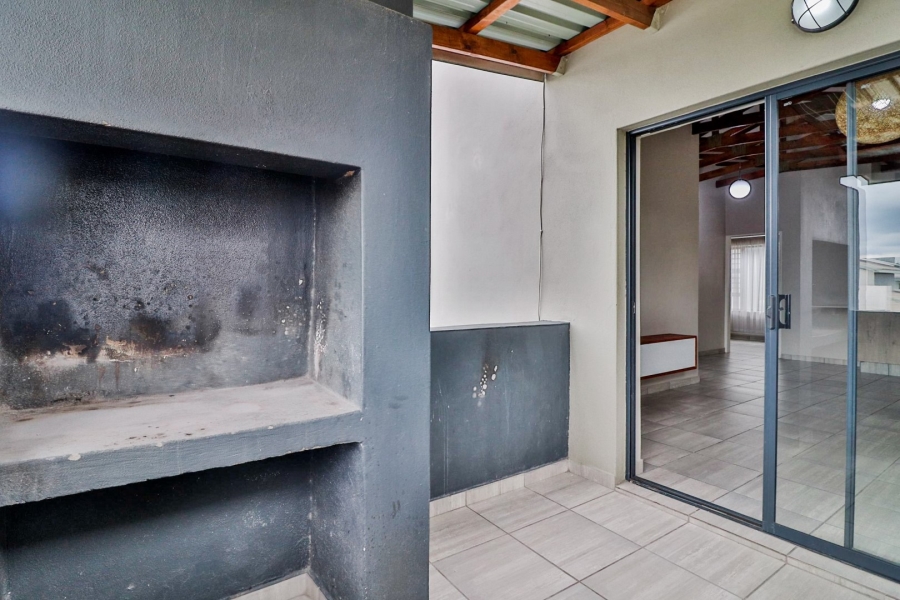 To Let 2 Bedroom Property for Rent in Waterkloof North West